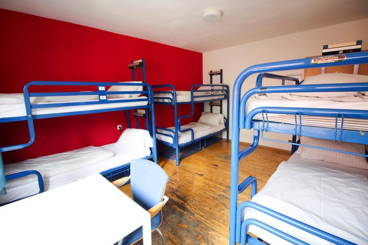 Hostal The 4you Hostel&hotel