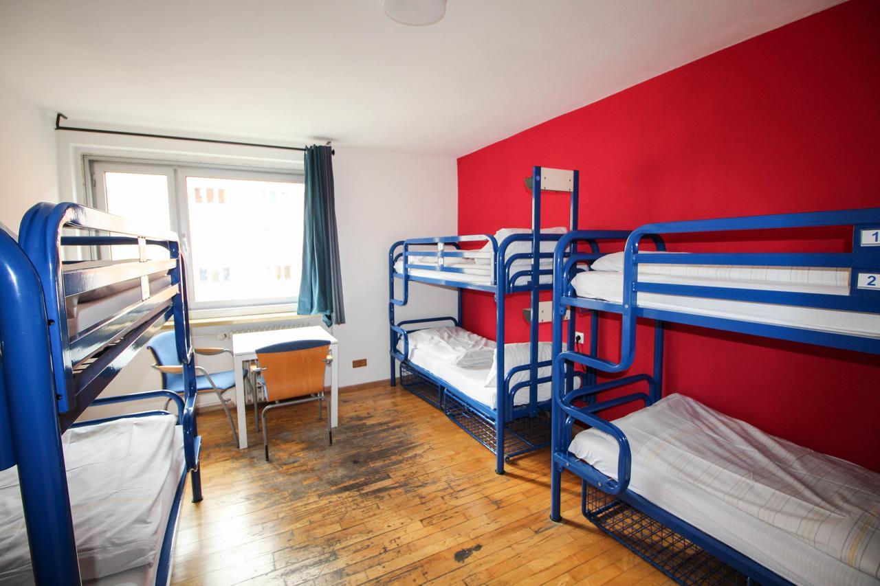Auberge de jeunesse The 4you & *